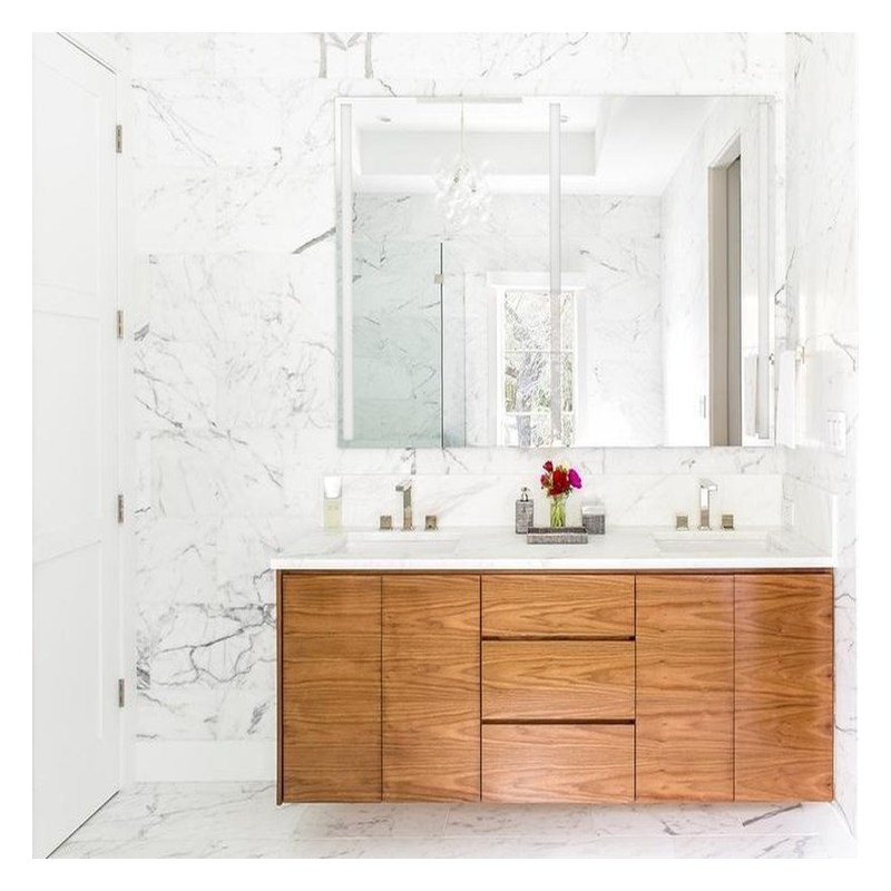 현대 디자인 어두운 나무 곡물 벽 마운트 및 접착판 문 패널과 함께 욕실 캐비닛