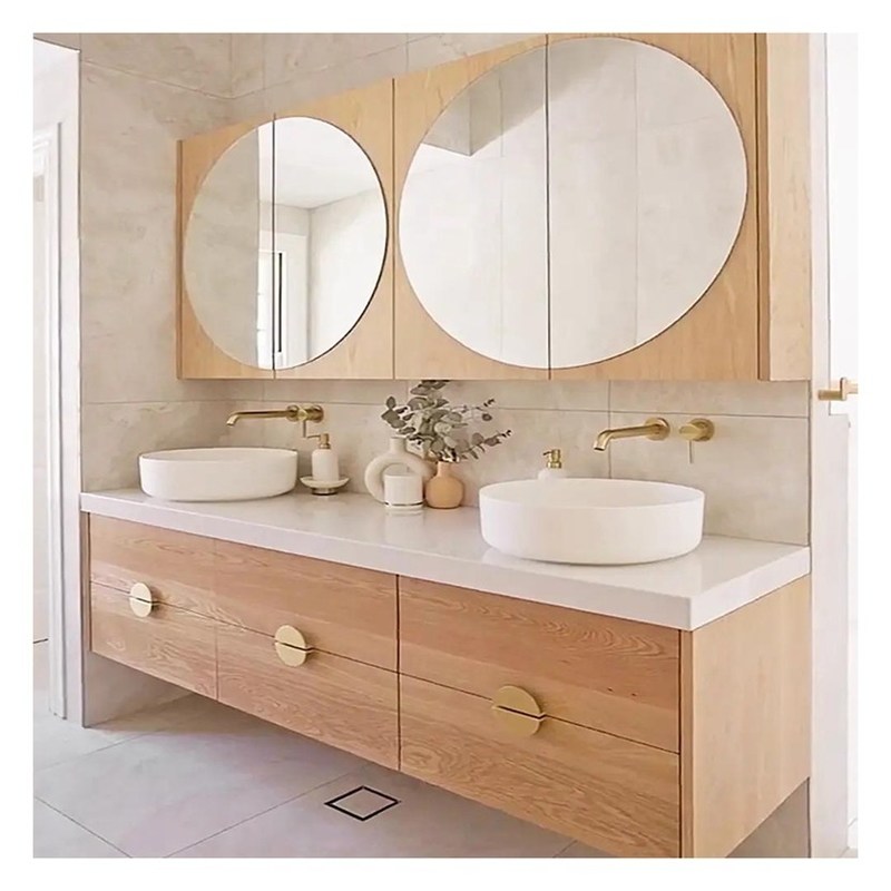 끝 호텔 체리 나무 욕실 캐비닛과 바위 슬랩 카운터 톱과 두 개의 문